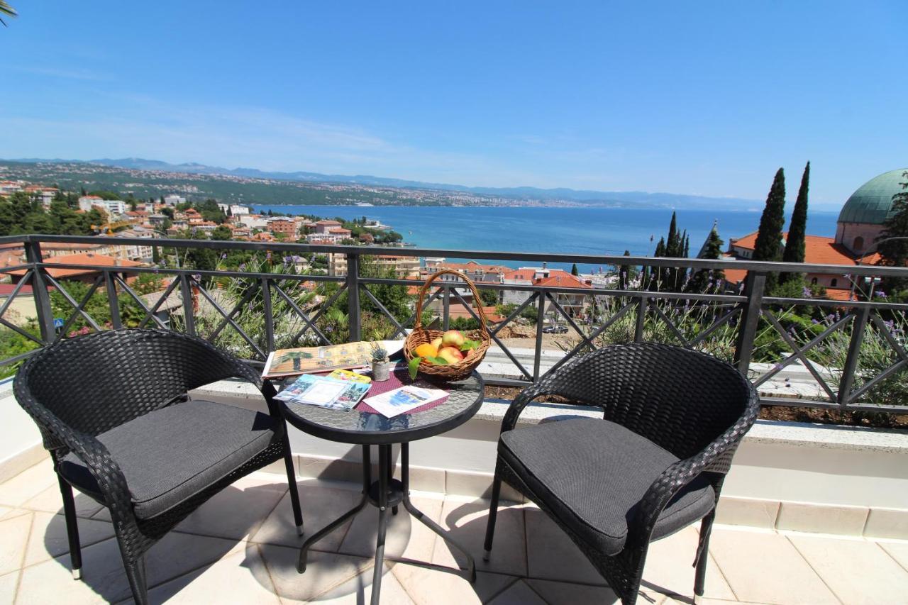 Apartments Seccareccia Opatija Exterior photo